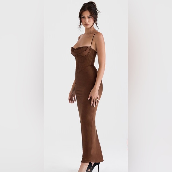 CHARMAINE sz XS
Chocolate Corset Maxi Dress NWT - Picture 3 of 10